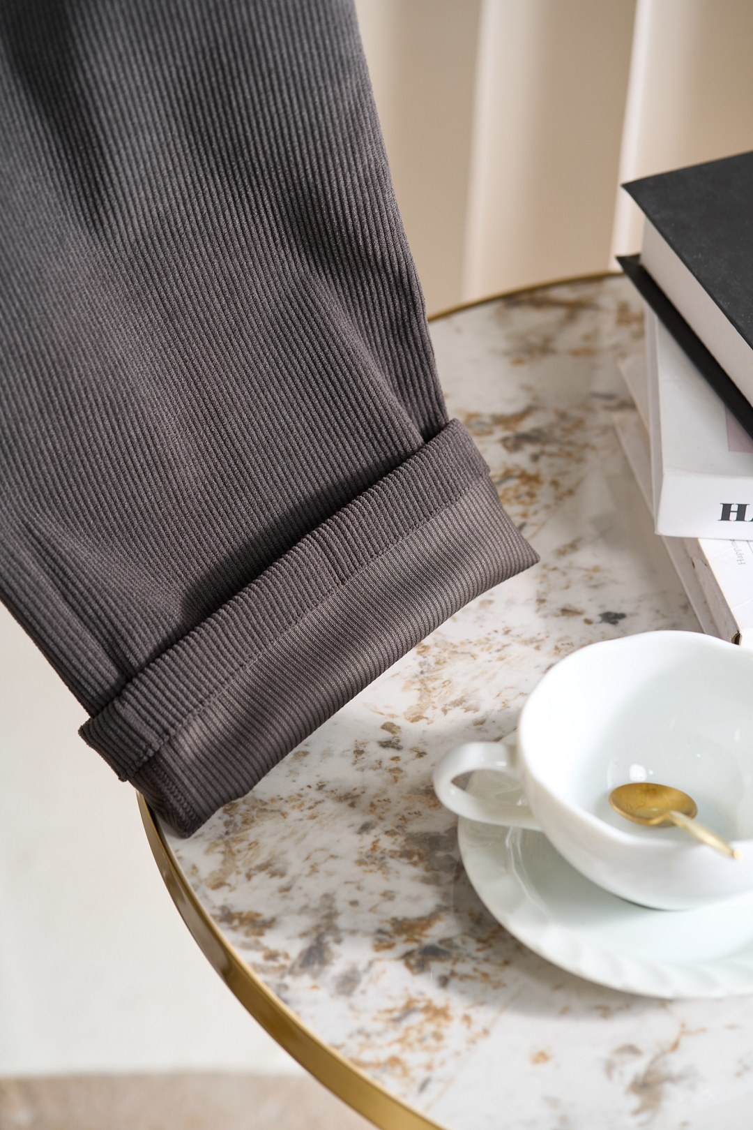 S7505 II 2025 A/W New 新品颜色：深灰 杏色尺码：M—3XL码 合身版型P.S：Z家