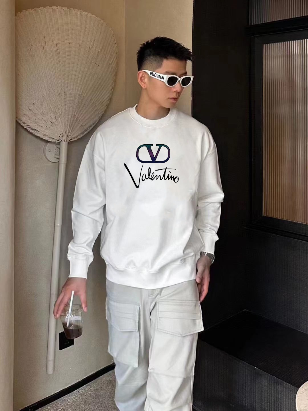 VALENT* 华伦天奴*2025秋冬新款圆领卫衣400克毛圈纯棉字母logo立体厚板胶➕渐变葱粉颜色：