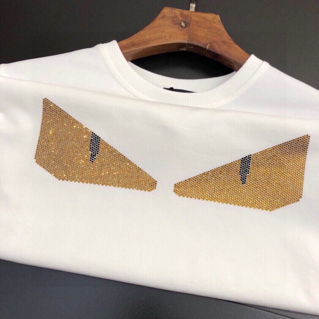 FEND1芬迪/25秋冬怪兽烫钻圆领男士卫衣，高克重毛圈棉面料 经典色系推送。。码数：M-3XL