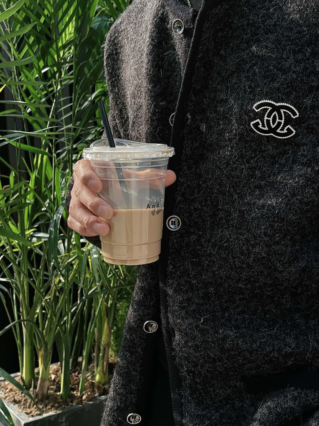 小香家新款毛衫毛衣，上身宽松纱线采用细针织法，上身舒适，不挑身材 男女同款，秋冬毛衣，是今年最好看的情侣