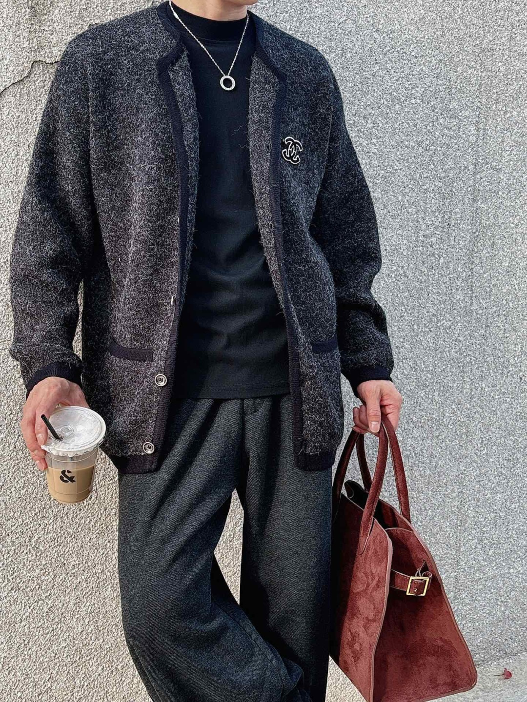 小香家新款毛衫毛衣，上身宽松纱线采用细针织法，上身舒适，不挑身材 男女同款，秋冬毛衣，是今年最好看的情侣