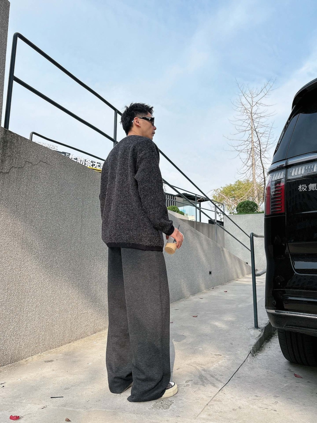 小香家新款毛衫毛衣，上身宽松纱线采用细针织法，上身舒适，不挑身材 男女同款，秋冬毛衣，是今年最好看的情侣