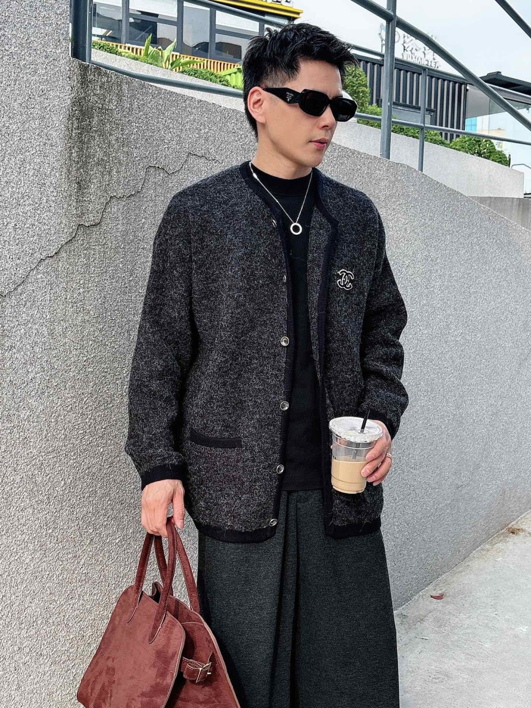 小香家新款毛衫毛衣，上身宽松纱线采用细针织法，上身舒适，不挑身材 男女同款，秋冬毛衣，是今年最好看的情侣