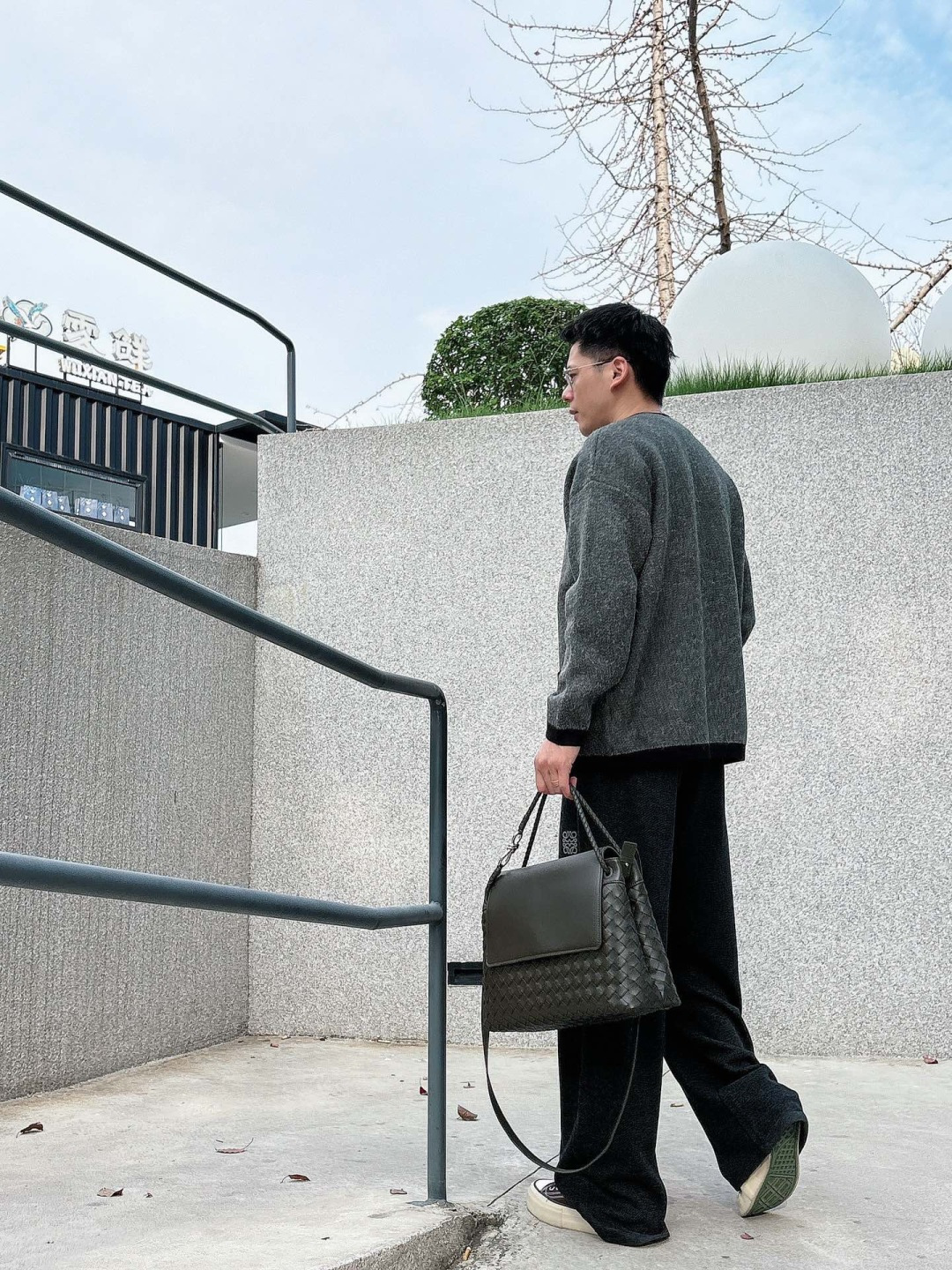 小香家新款毛衫毛衣，上身宽松纱线采用细针织法，上身舒适，不挑身材 男女同款，秋冬毛衣，是今年最好看的情侣