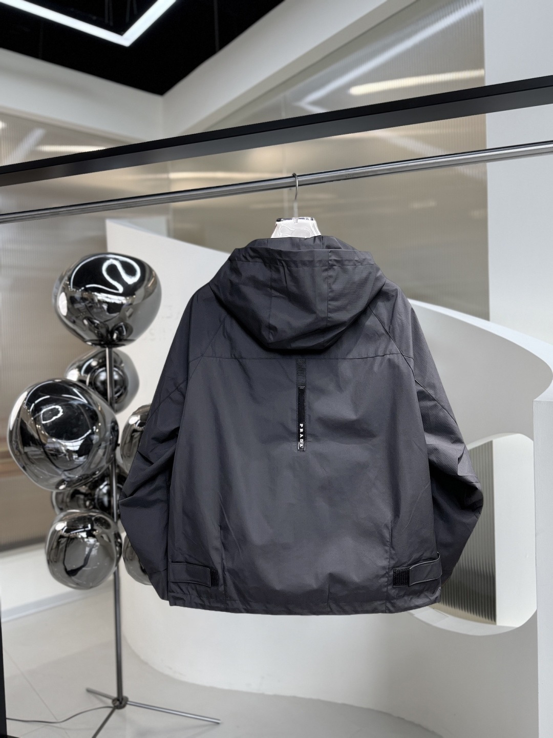 普拉达 官网同款，提前发售！2025ss开秋新款男士夹克外套，原单三标齐全高端版本！，专柜定制面料 透气