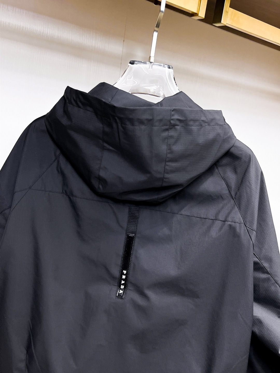 普拉达 官网同款，提前发售！2025ss开秋新款男士夹克外套，原单三标齐全高端版本！，专柜定制面料 透气