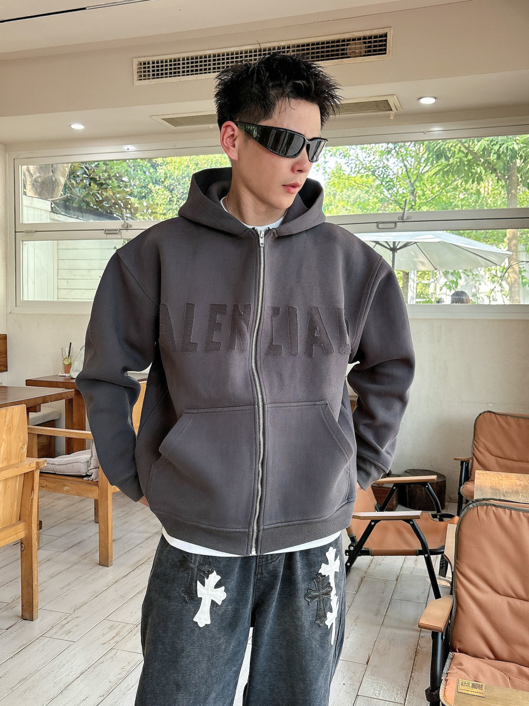 2025秋冬新款巴黎世家烧花厚款外套S-XL