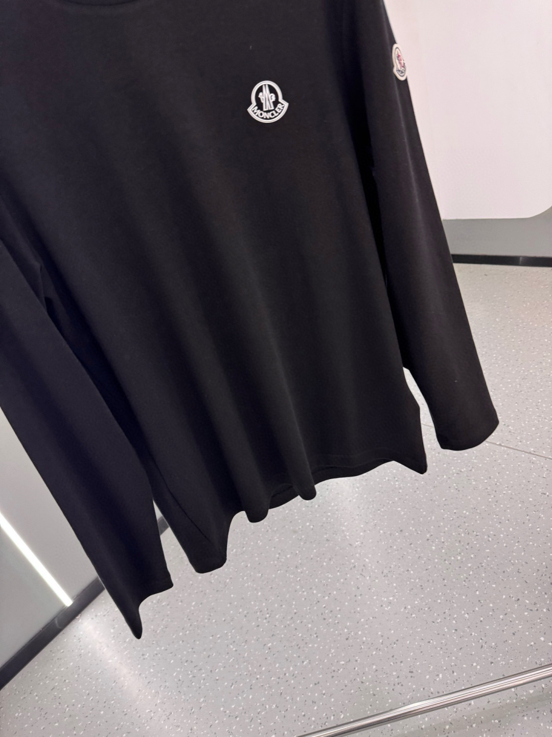 MK2025早秋新品长袖T恤衫；定制260克高密水柔棉，市场上无法媲美的一款定制面料，非常的舒适柔软并且