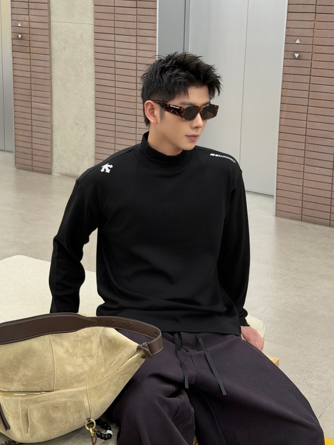 新款秋冬半高领打底🆕颜色：黑，白码数：S-XL款号：3212