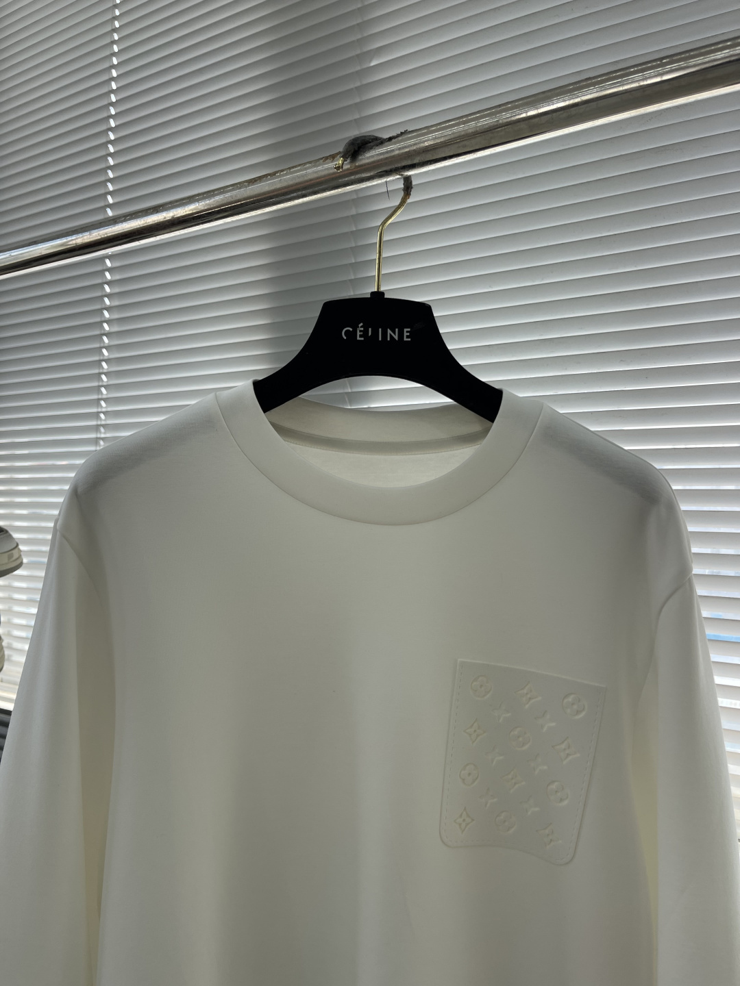 驴牌 2025秋冬系列圆领卫衣码数：M-5XL 微阔版型 棉莫代尔空气层。采用丝光工艺处理的双面结构，棉