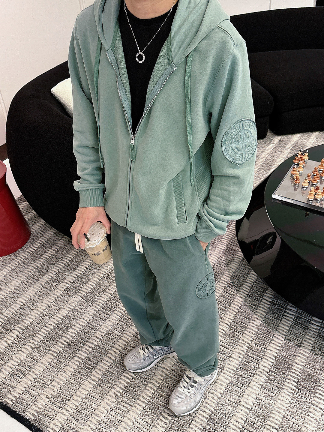 2025 秋冬新品 石头岛外套颜色： 黑色 灰色 青草绿码数：M-3XL