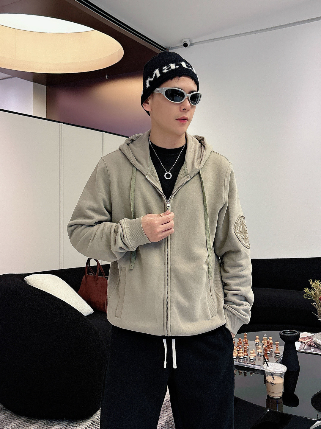 2025 秋冬新品 石头岛外套颜色： 黑色 灰色 青草绿码数：M-3XL