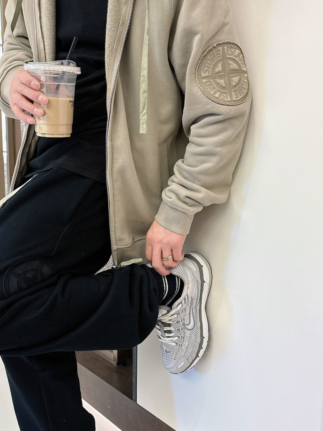 2025 秋冬新品 石头岛外套颜色： 黑色 灰色 青草绿码数：M-3XL