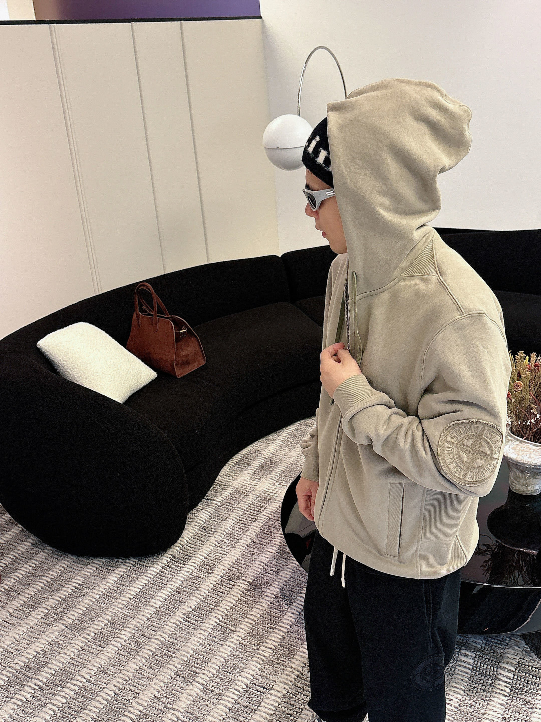 2025 秋冬新品 石头岛外套颜色： 黑色 灰色 青草绿码数：M-3XL