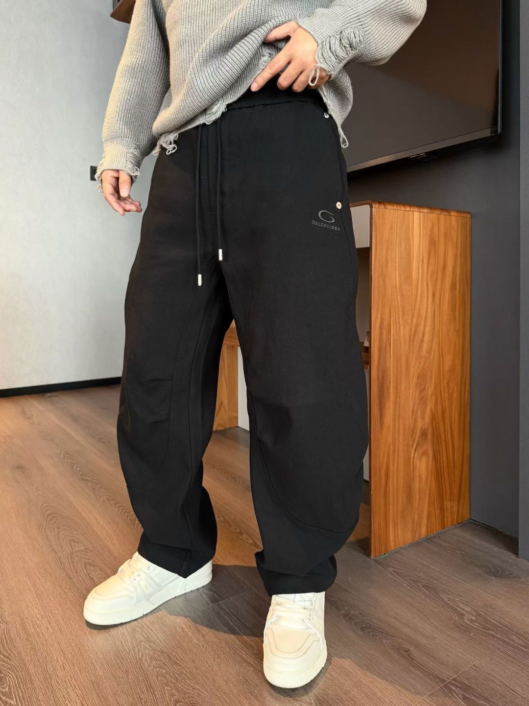 巴黎世家冬装磨毛加厚休闲裤M~3xl