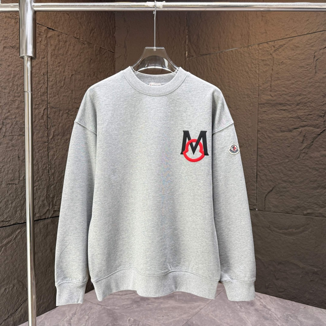 MONCL* 蒙口*2025秋冬新款圆领卫衣400克毛圈纯棉字母logo立体发泡颜色：黑色 白色 蓝色 