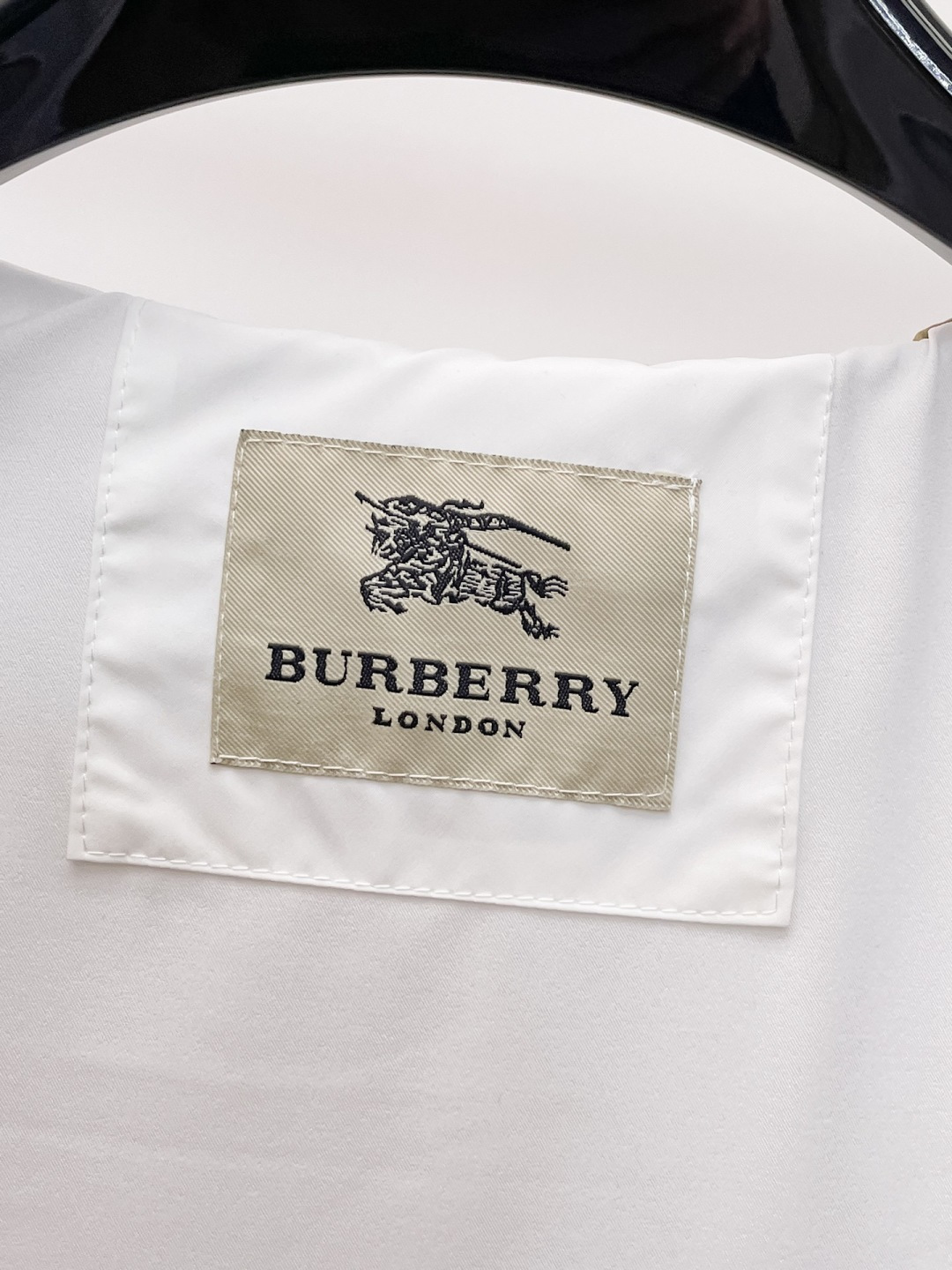 巴宝莉 2025秋款新款🆕夹克 原版1:1订制五金配件全进口原版定制 欢迎专柜对比 超柔软 超级重工 面