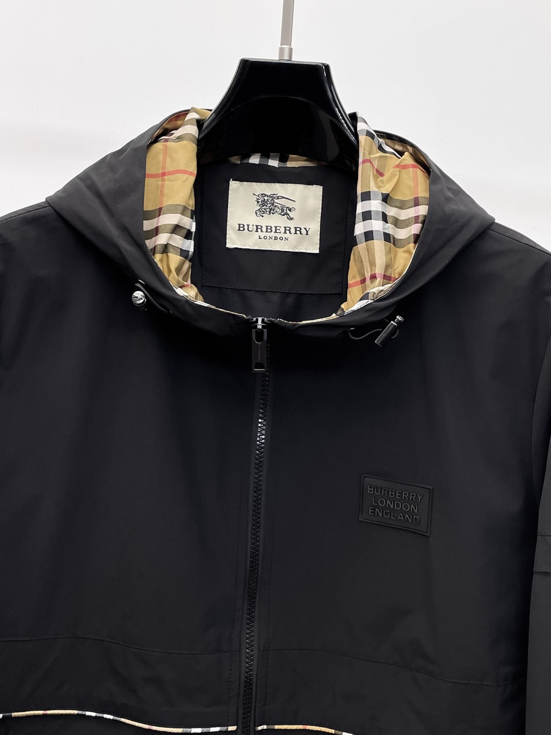 巴宝莉 2025秋款新款🆕夹克 原版1:1订制五金配件全进口原版定制 欢迎专柜对比 超柔软 超级重工 面