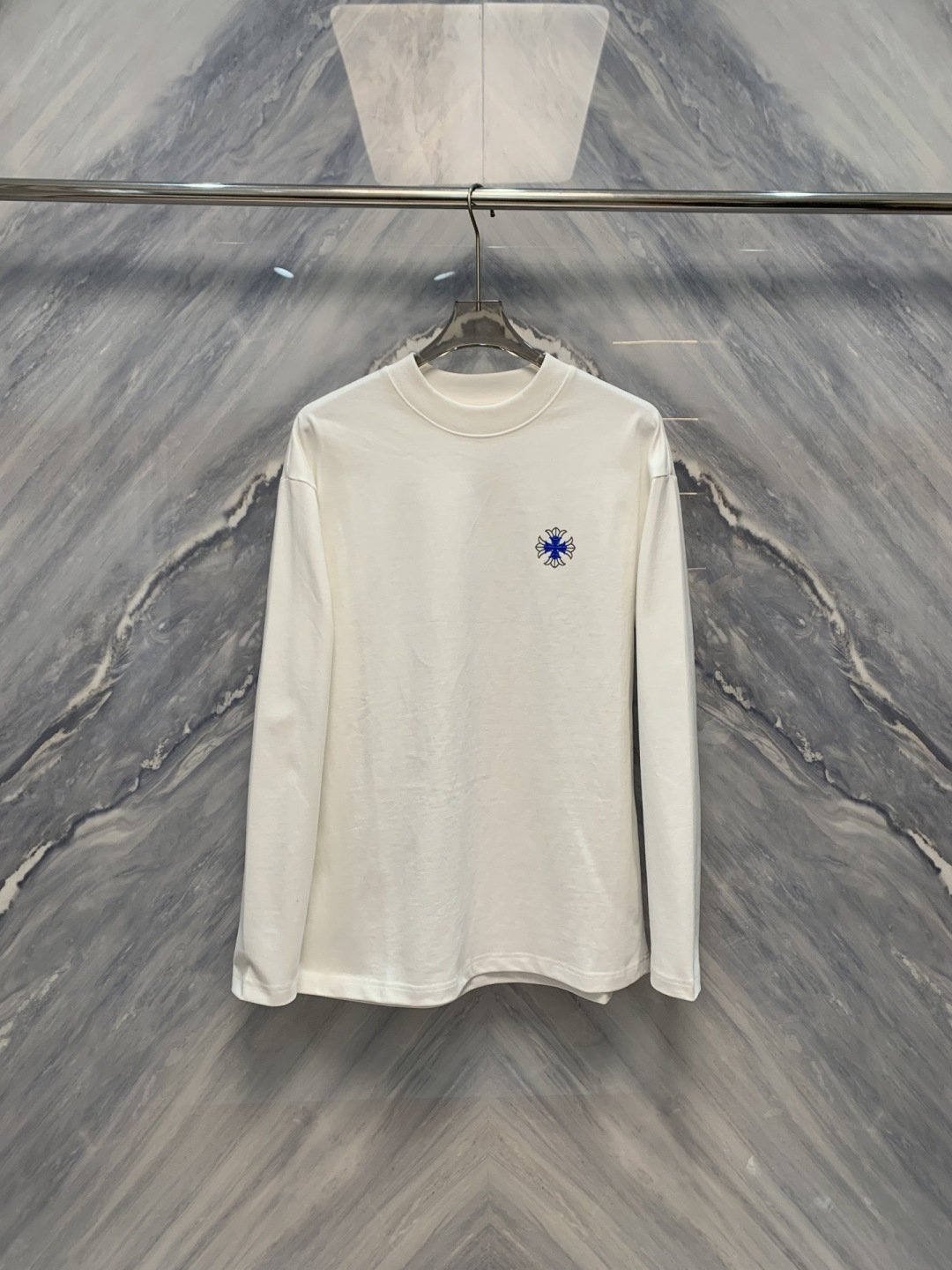 25新款磨毛长袖阔版T恤颜色：黑，白尺码：S-2XL