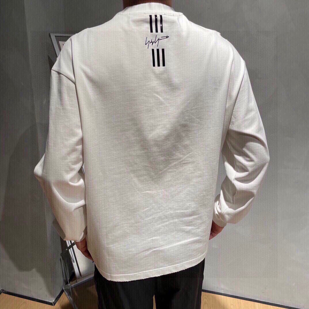 秋季新款Y3🌟，新款长袖，面料采用顶级原版精梳棉洗水面料，印花设计logo，时尚流，顶级的做工，高端品质