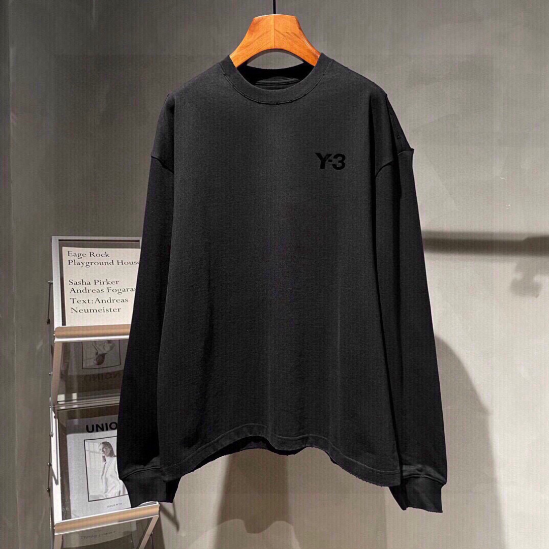 秋季新款Y3🌟，新款长袖，面料采用顶级原版精梳棉洗水面料，印花设计logo，时尚流，顶级的做工，高端品质