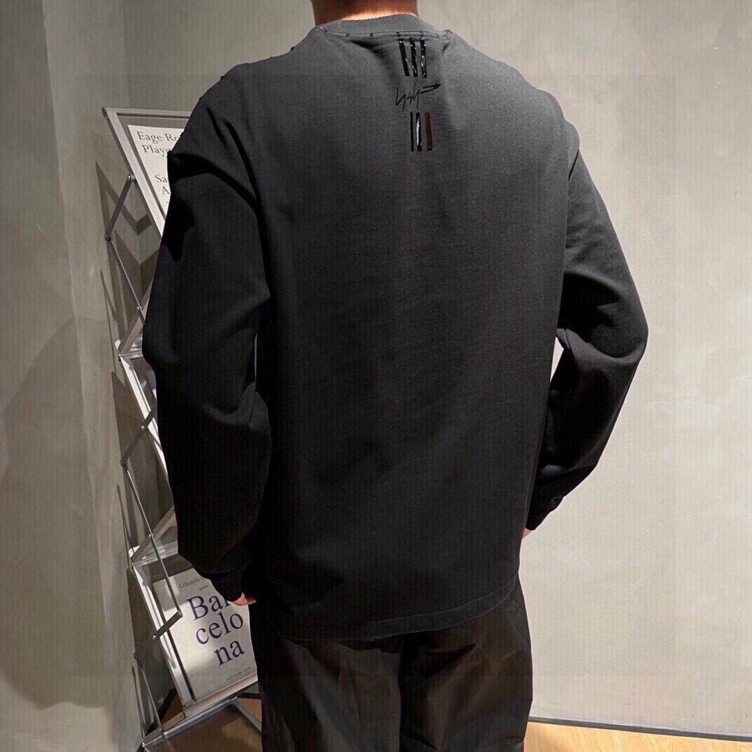 秋季新款Y3🌟，新款长袖，面料采用顶级原版精梳棉洗水面料，印花设计logo，时尚流，顶级的做工，高端品质