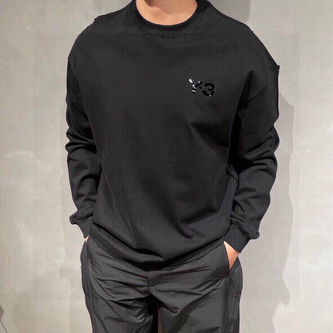 秋季新款Y3🌟，新款长袖，面料采用顶级原版精梳棉洗水面料，印花设计logo，时尚流，顶级的做工，高端品质