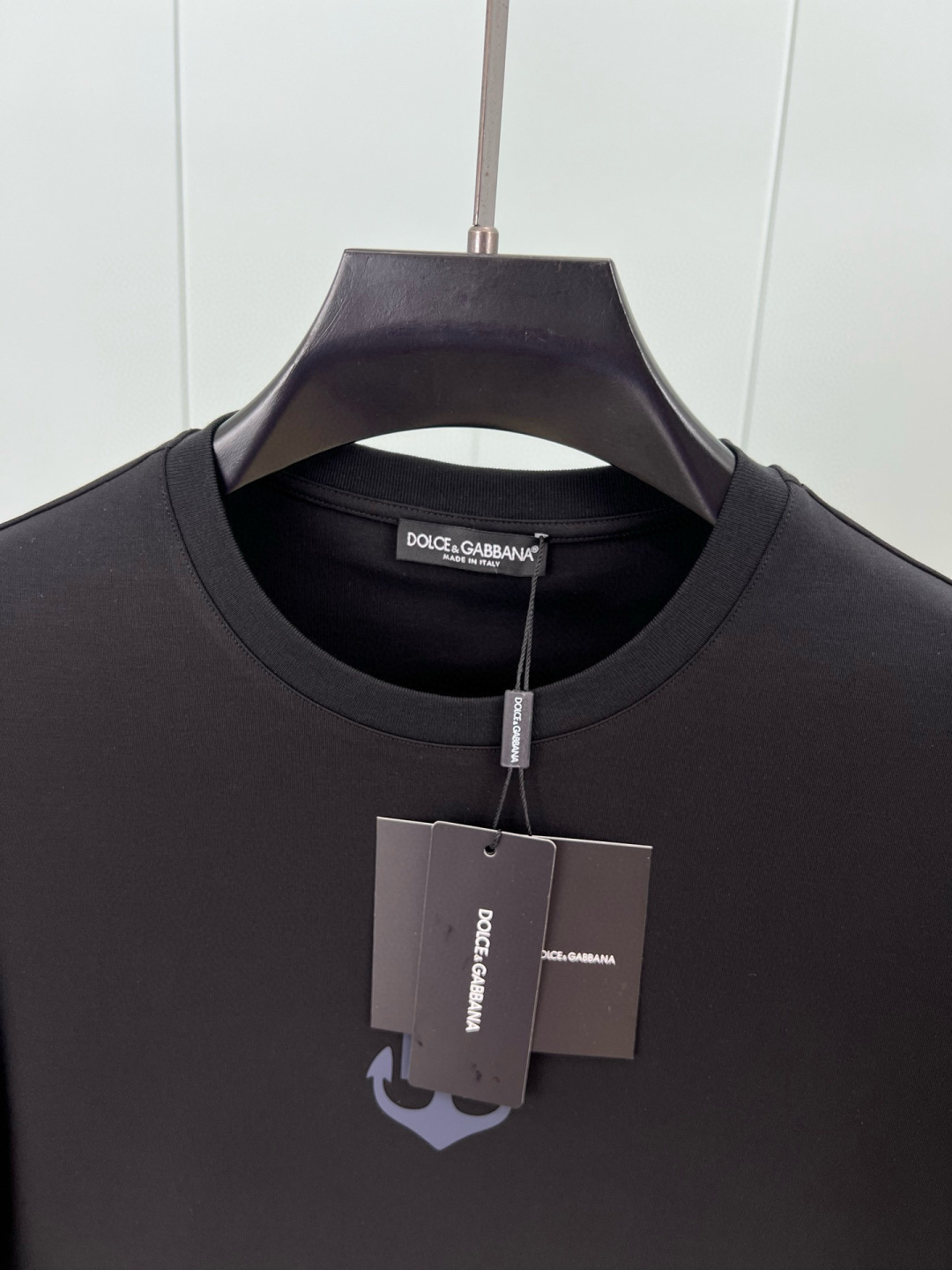 Dolce&Gabbana.杜嘉班纳 25秋冬新品船锚⚓印花标识棉质长袖T恤衫，D&G航海元素单品，采用