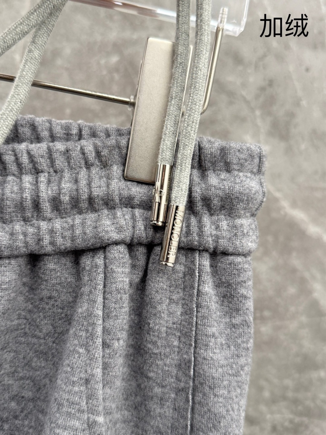 （新出加绒）蒙口🌈🌈新款加绒长裤！采用高定优质面料，亲肤舒适细腻，久穿不变形不起皱，耐穿性能强。腰部松紧