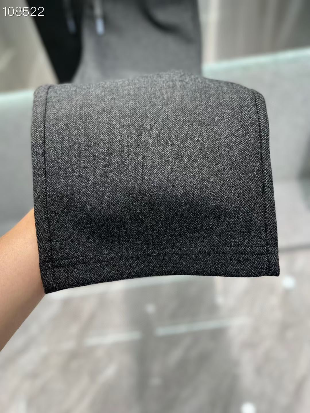 Kiton 𝟐𝟎𝟐𝟓秋冬上新高订轻奢休闲裤 现货供应 澳洲绵羊毛面料 抗皱免烫 抗寒保暖 舒适0压感 贴