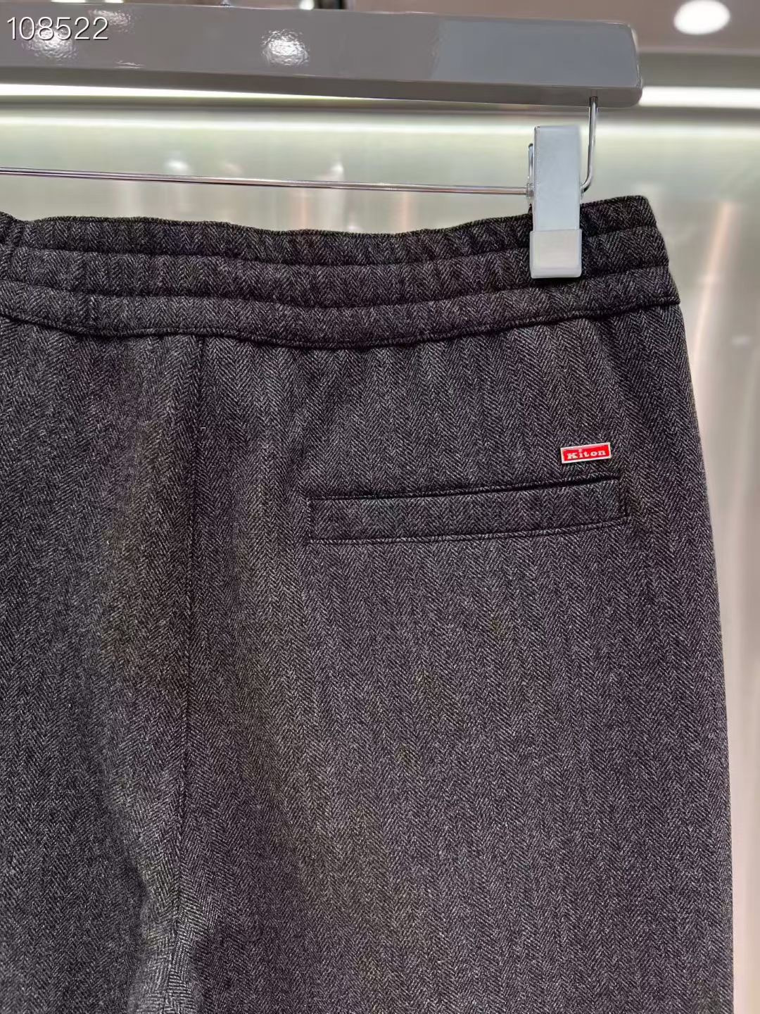 Kiton 𝟐𝟎𝟐𝟓秋冬上新高订轻奢休闲裤 现货供应 澳洲绵羊毛面料 抗皱免烫 抗寒保暖 舒适0压感 贴