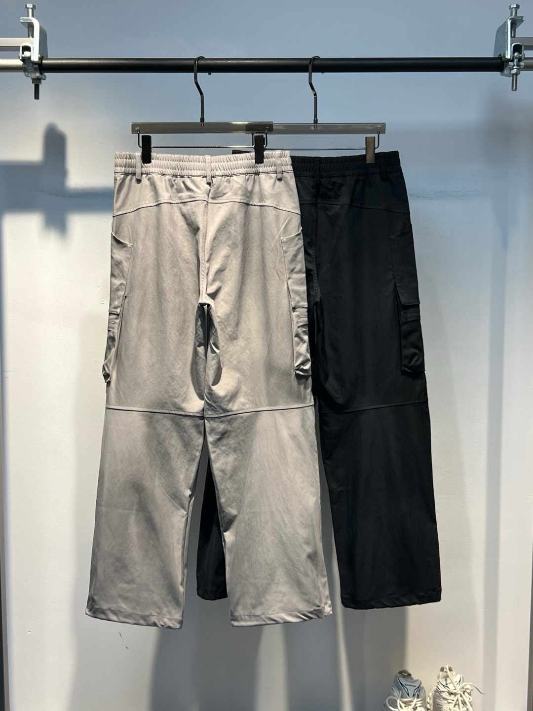 2025巴黎 秋冬新品发售！ 工装元素系列运动休闲裤精细打造！工装立体口袋设计！水洗工艺面料不易变形褪色