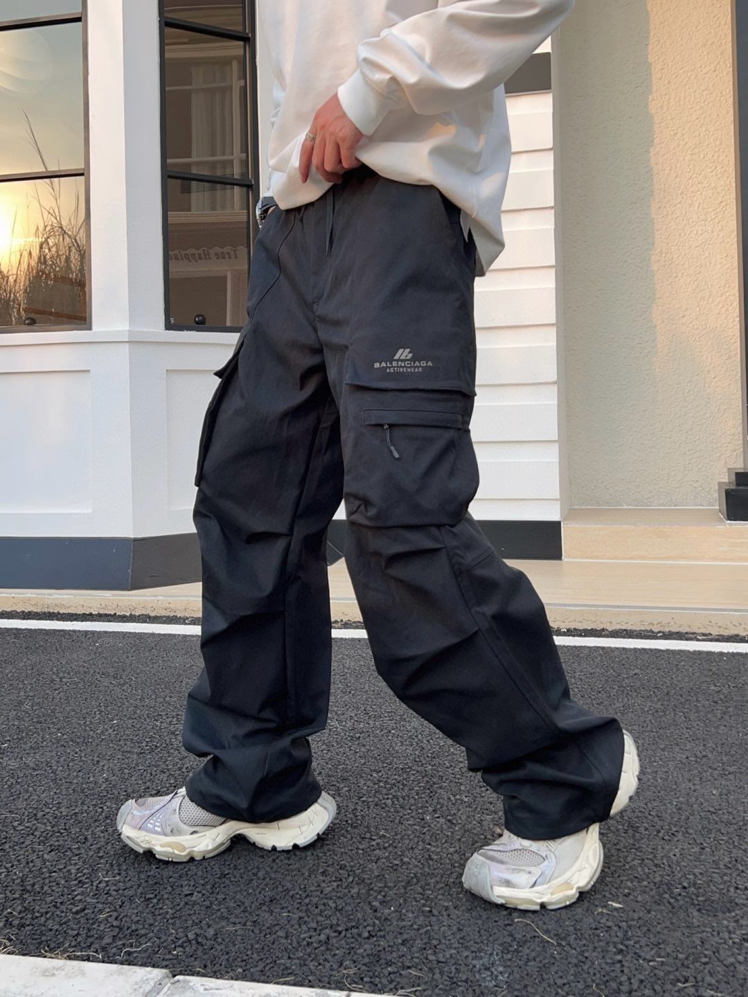 2025巴黎 秋冬新品发售！ 工装元素系列运动休闲裤精细打造！工装立体口袋设计！水洗工艺面料不易变形褪色