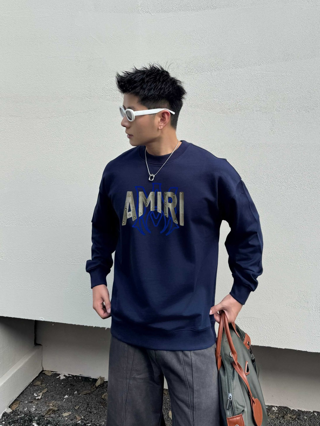 AMIRI* 2025秋冬新款圆领卫衣400克毛圈纯棉字母植绒➕3D印花颜色：黑色 白色 灰色 深蓝码数