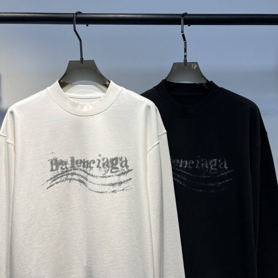 新款秋冬长袖🆕颜色：黑，白码数：S-XL款号：7020