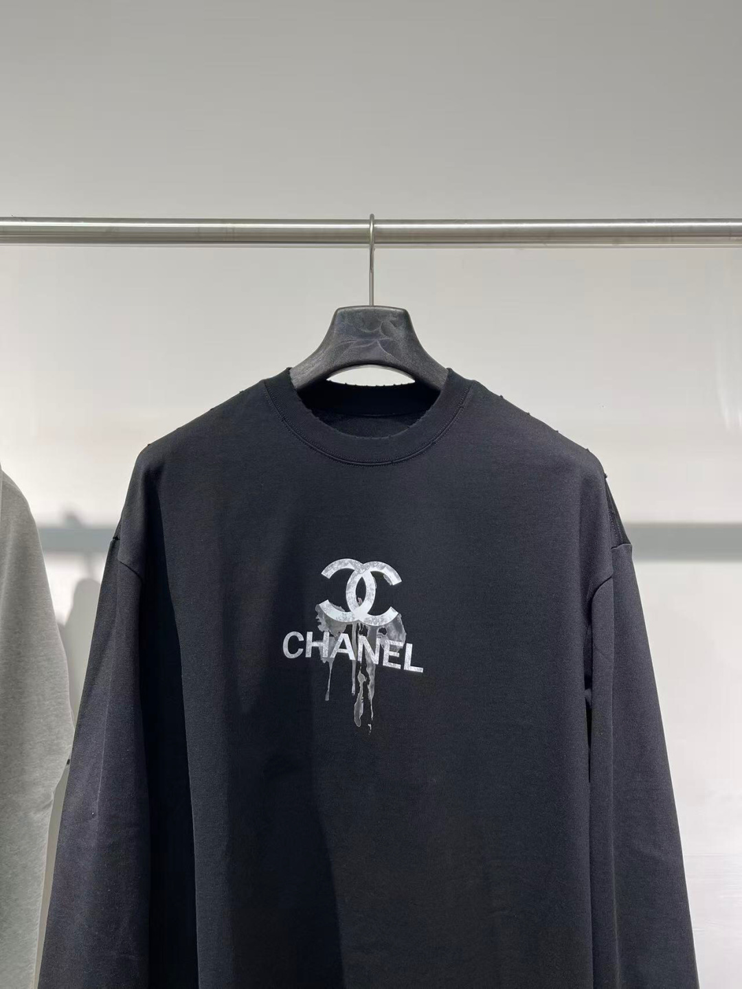 2025秋冬新款香奈儿磨破长袖尺码 : XS S M L XL