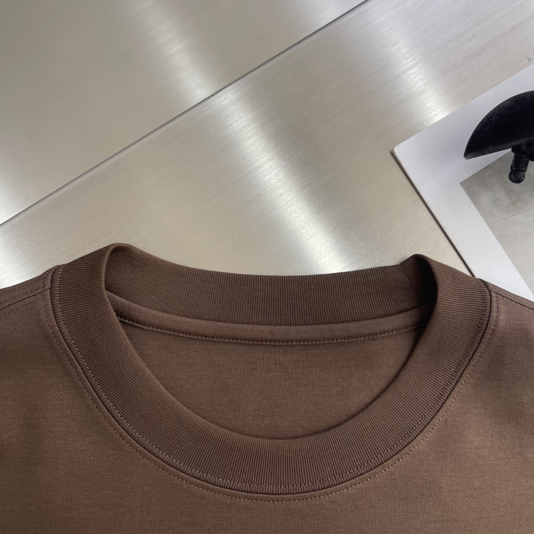 Dio 2025秋冬系列长袖打底尺码: M-5XL 常规版型220克重，莫代尔双面面料 面料表面纹理细腻