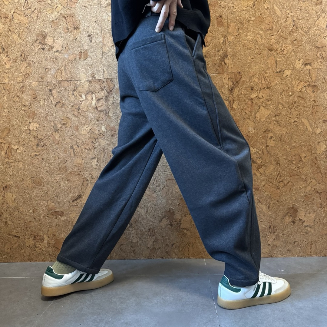 BV🌟秋冬新款设计感潮流休闲裤🆕采用优质面料，具有质感，松紧腰带设计，超级时尚洋气！码数：M-3XL 男