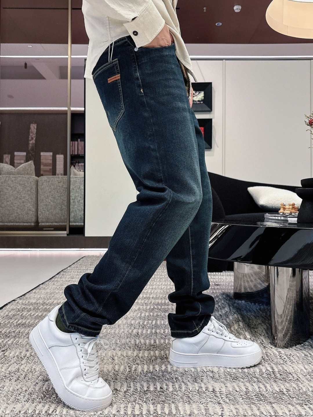 H8308🔥🔥|| 2025 秋冬新品 1:颜色：蓝色2:尺码：M-3XL3:版型： 牛仔裤4:成份：含