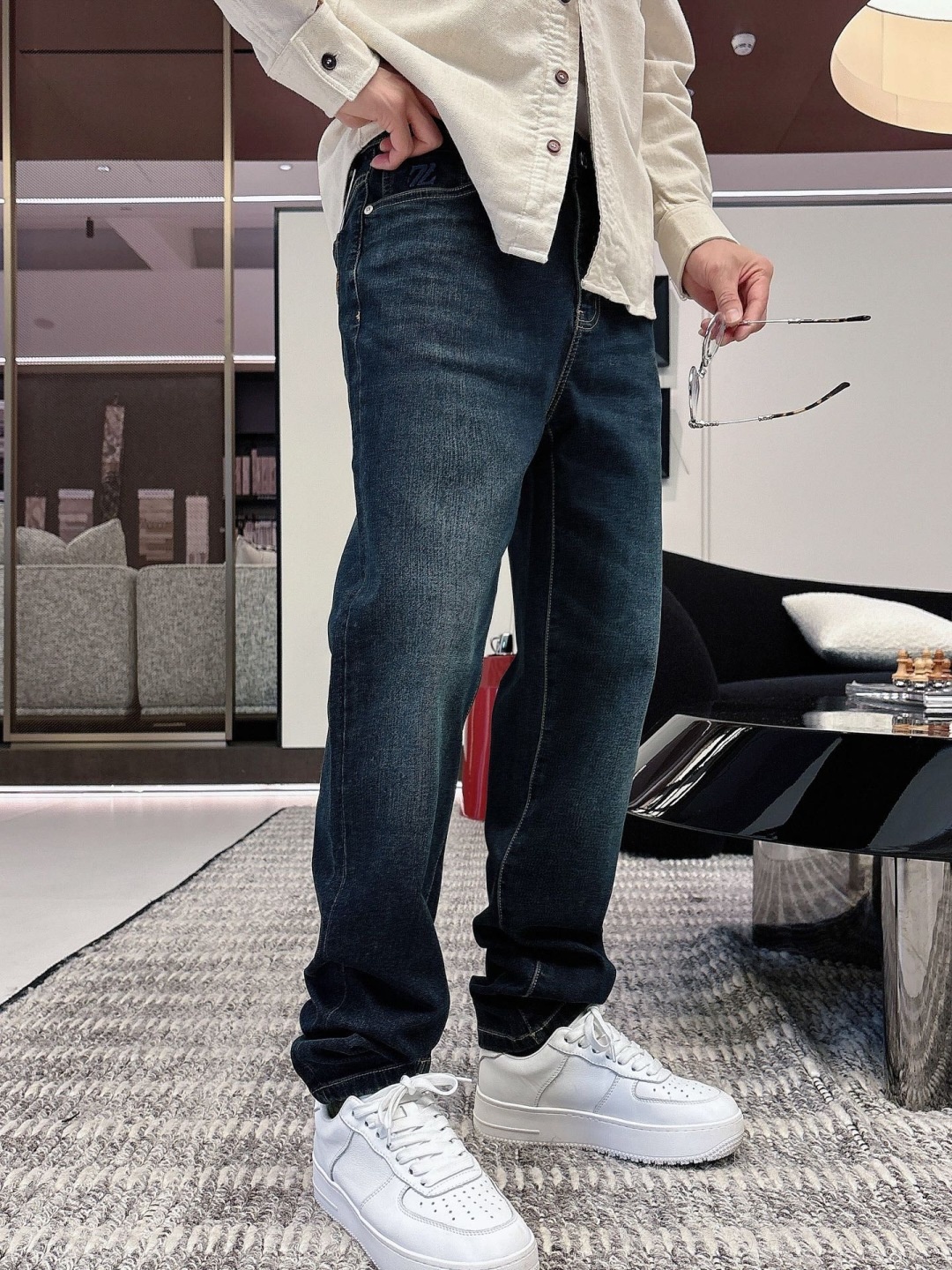 H8308🔥🔥|| 2025 秋冬新品 1:颜色：蓝色2:尺码：M-3XL3:版型： 牛仔裤4:成份：含