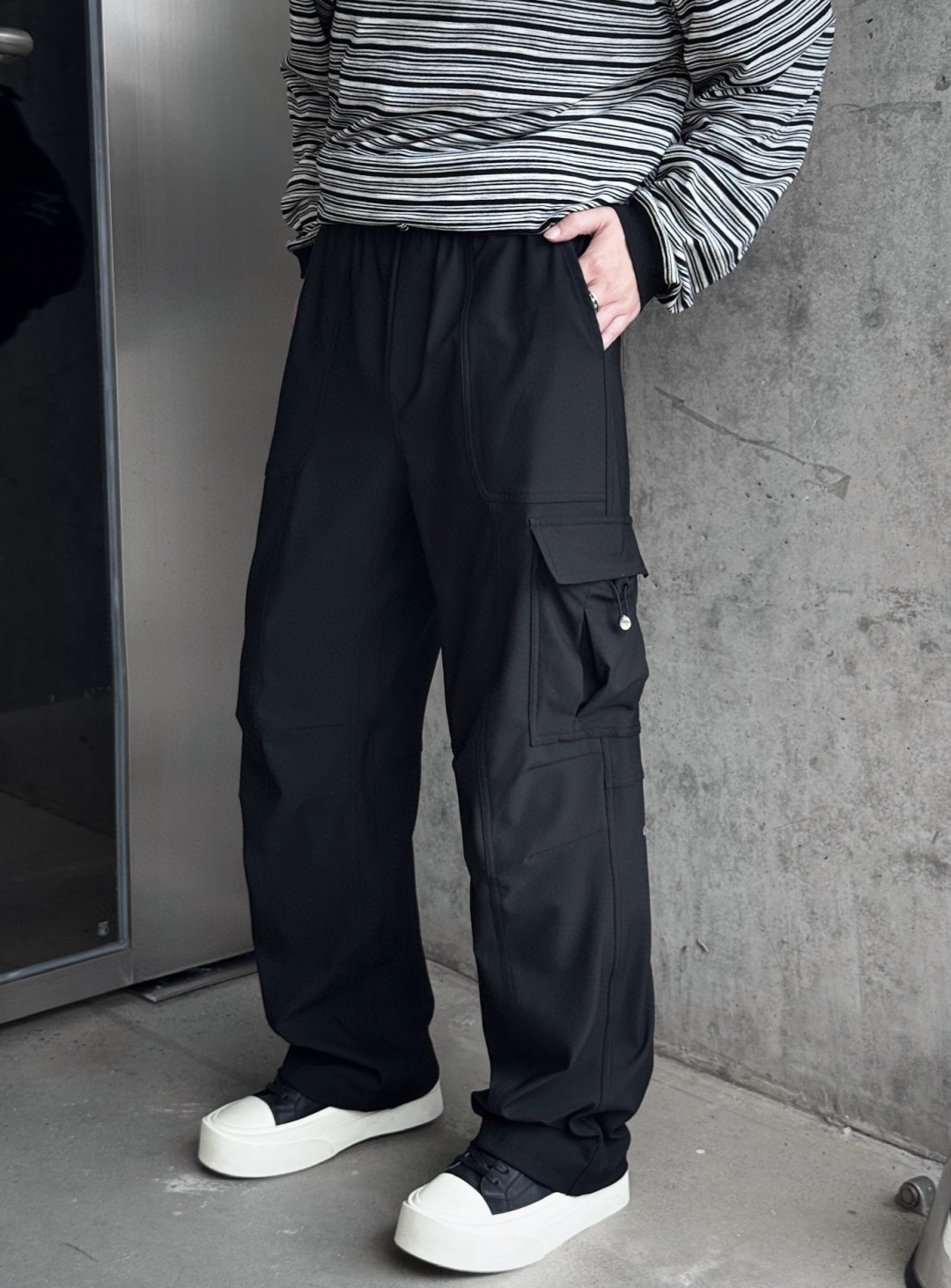 ALO 新款秋冬裤子🆕颜色：黑码数：M-3XL款号：5201