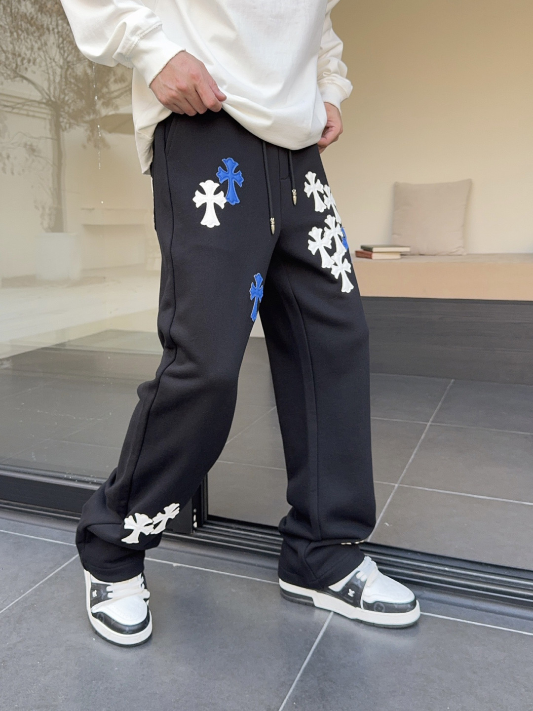 2025秋冬新款克罗心专柜订制面料加厚款休闲裤码数 ：M-3XL