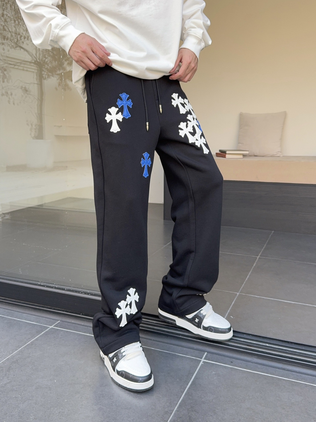 2025秋冬新款克罗心专柜订制面料加厚款休闲裤码数 ：M-3XL