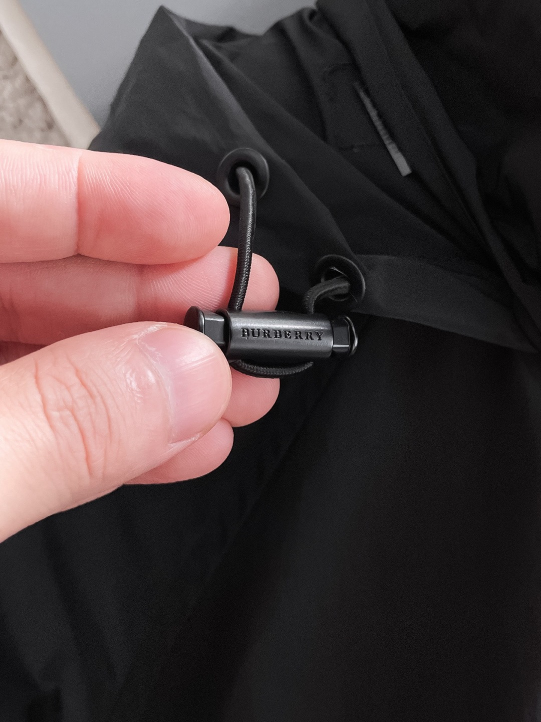 巴宝莉 2025秋季新款夹克外套，秀场新品‼品相非常完美，舒适保暖，三标齐全色泽饱满诱人，非常出彩的设计