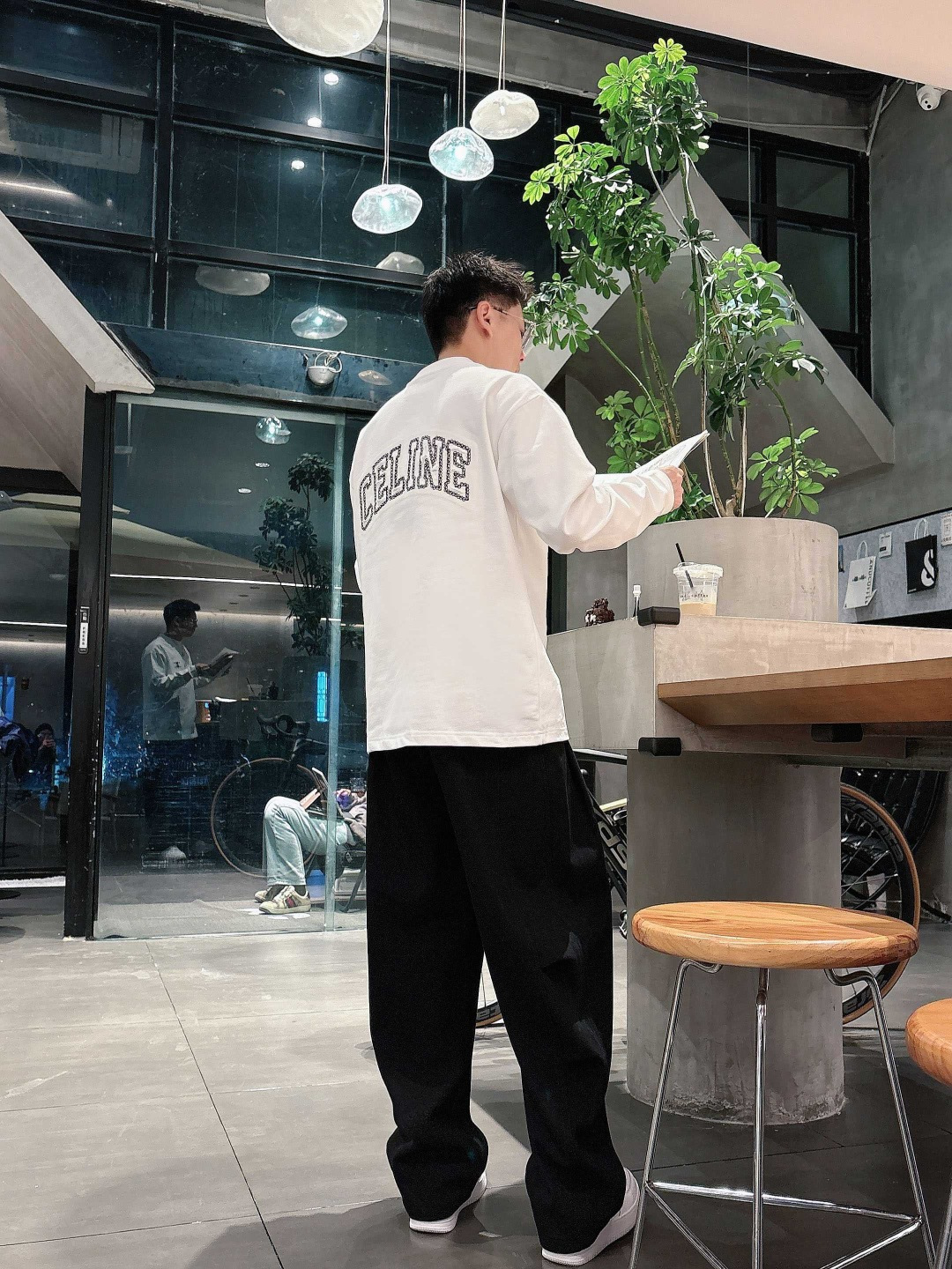 25新款磨毛长袖阔版T恤颜色：黑，白尺码：S-2XL