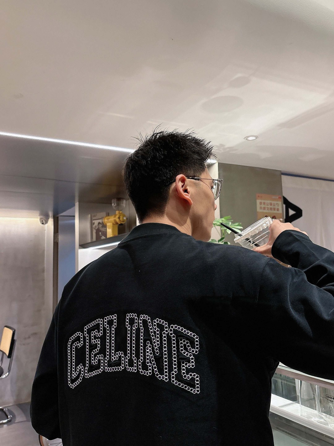 25新款磨毛长袖阔版T恤颜色：黑，白尺码：S-2XL