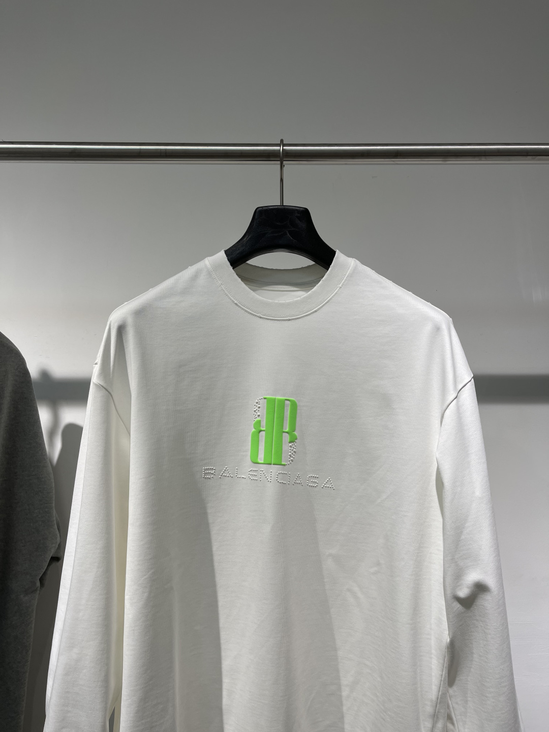 2025秋冬新款巴黎世家长袖尺码 : XS S M L XL