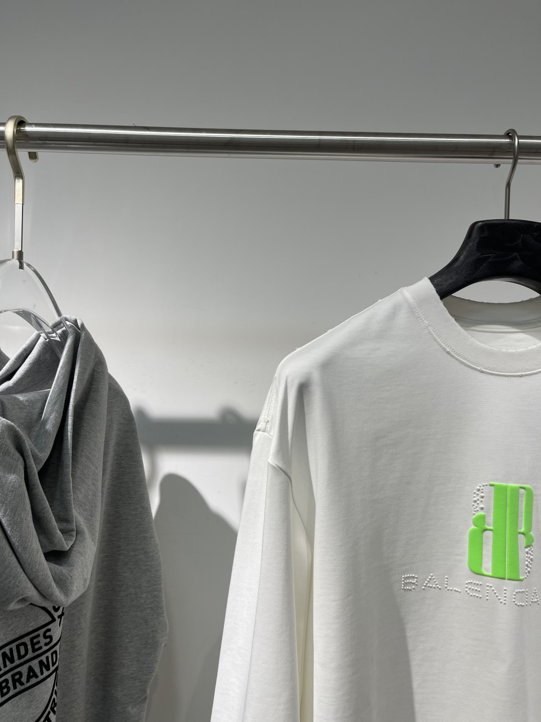 2025秋冬新款巴黎世家长袖尺码 : XS S M L XL