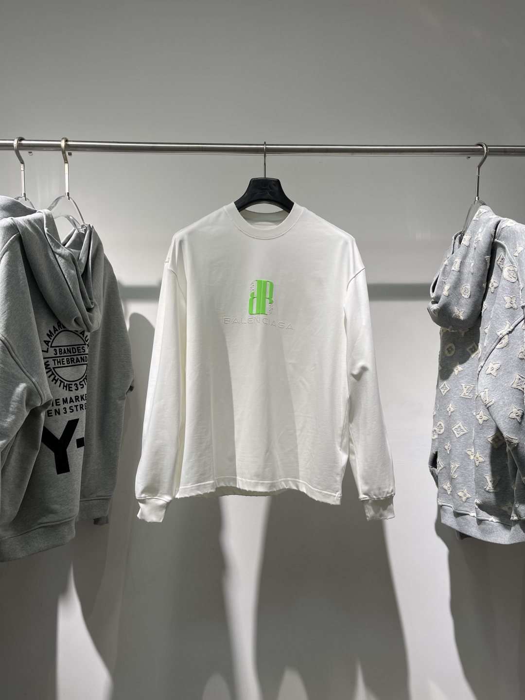 2025秋冬新款巴黎世家长袖尺码 : XS S M L XL