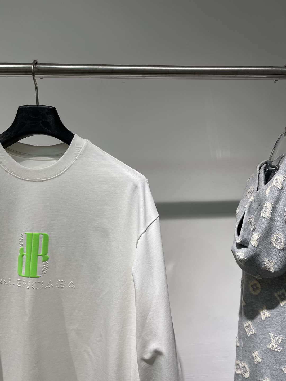 2025秋冬新款巴黎世家长袖尺码 : XS S M L XL